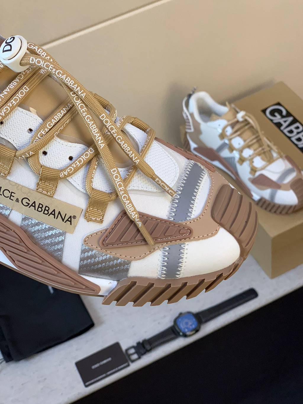 D*G sneaker